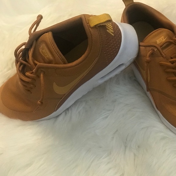 camel color nike shoes